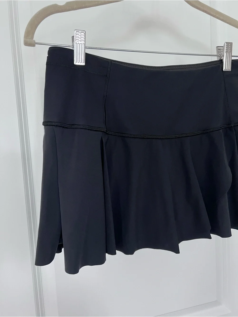 Lululemon Black Pleated Mini Skort EUC